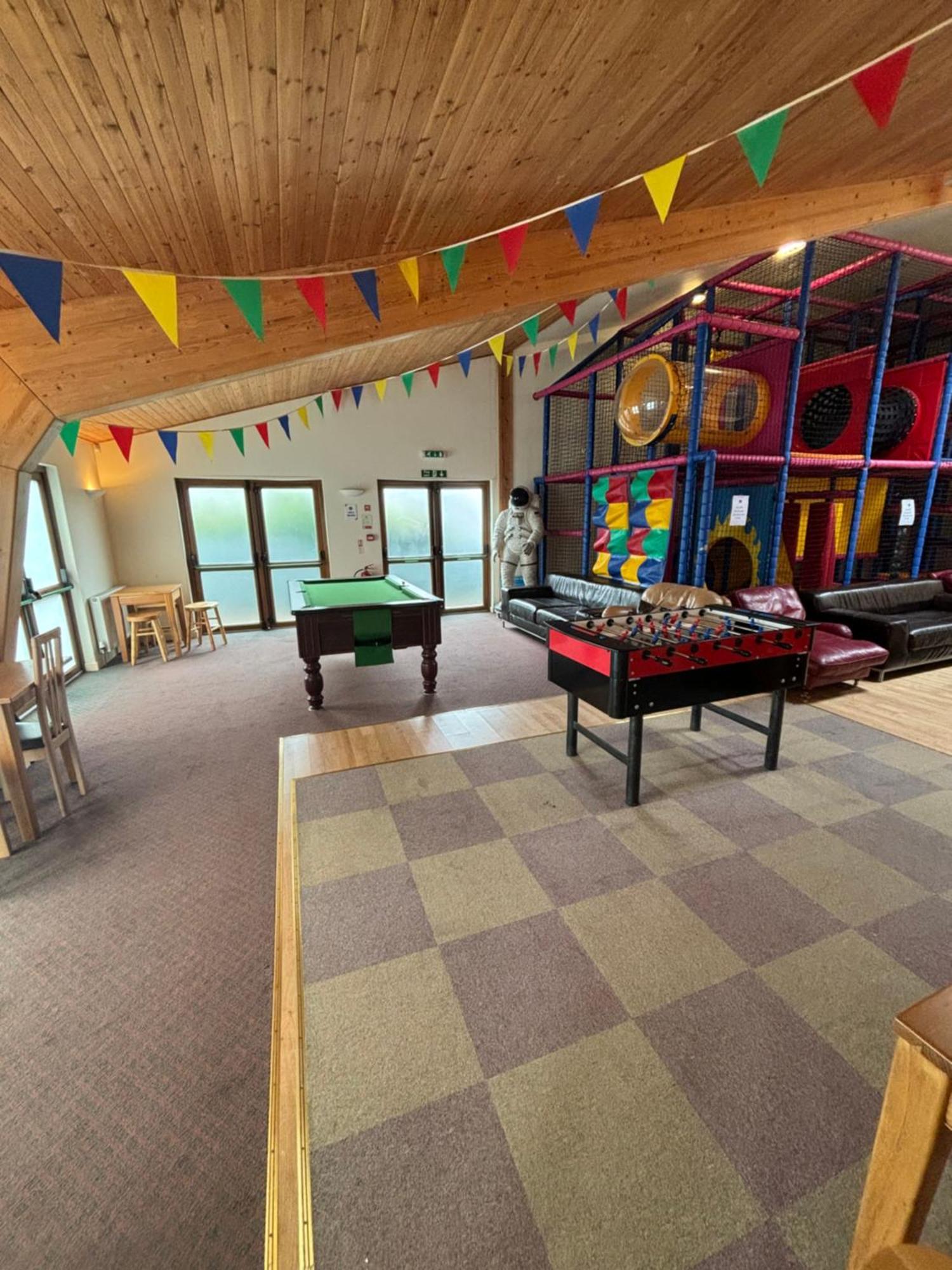 Seaview Holiday Park 彭赞斯 外观 照片